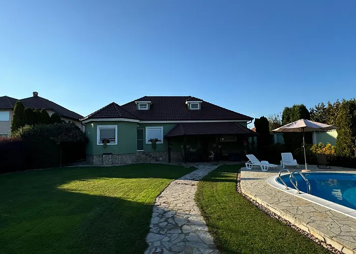 Panoniya Pool * Káty